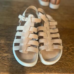 Women’s size 40 (9-9.5) ECCO Flowt Luxe Sandals